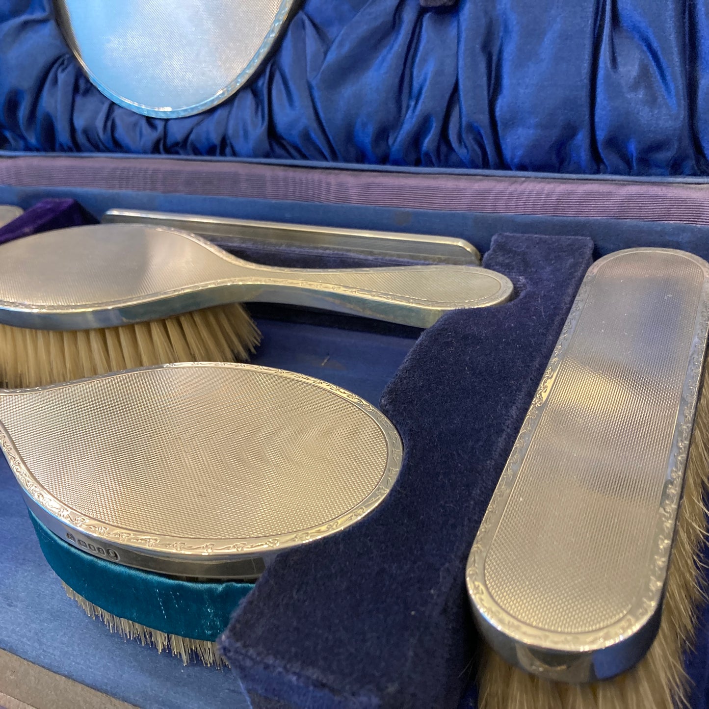 Boxed sterling silver Coronation 6pc Dressing table set