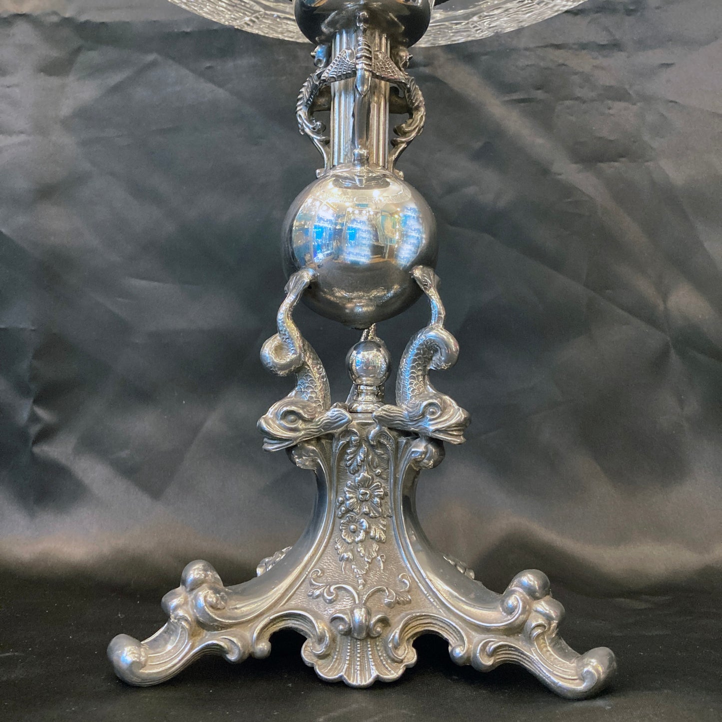 Antique silver plated centre piece with cut glass bowl