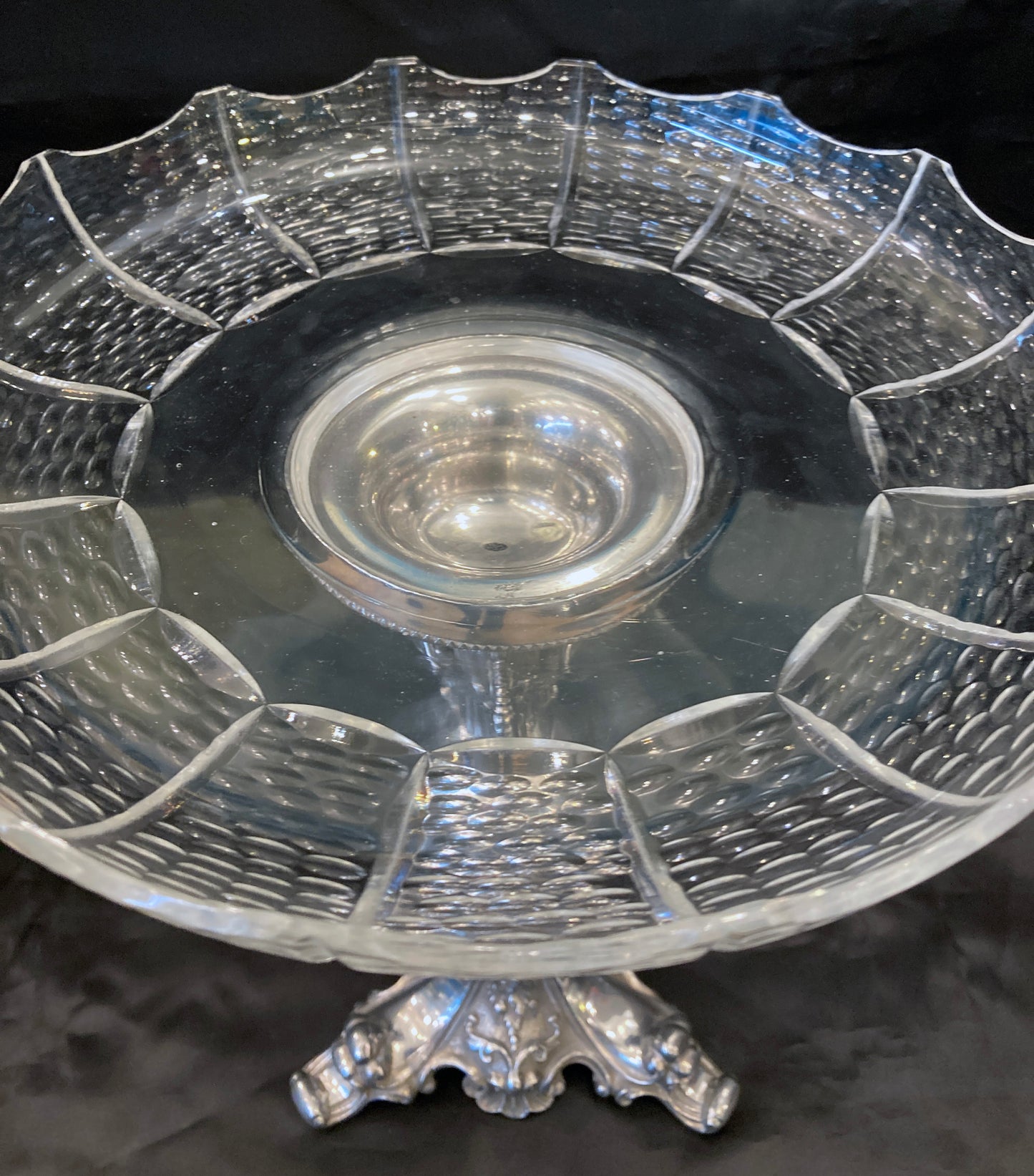 Antique silver plated centre piece with cut glass bowl
