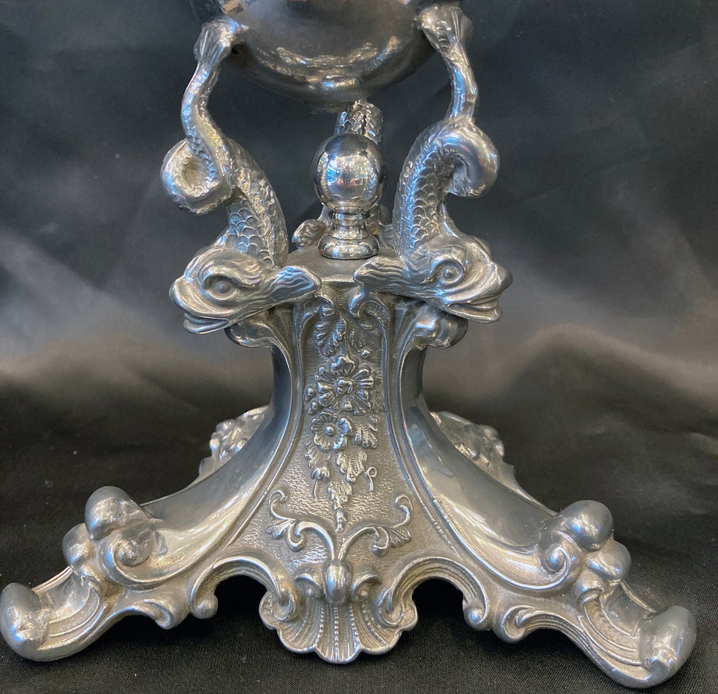 Antique silver plated centre piece with cut glass bowl