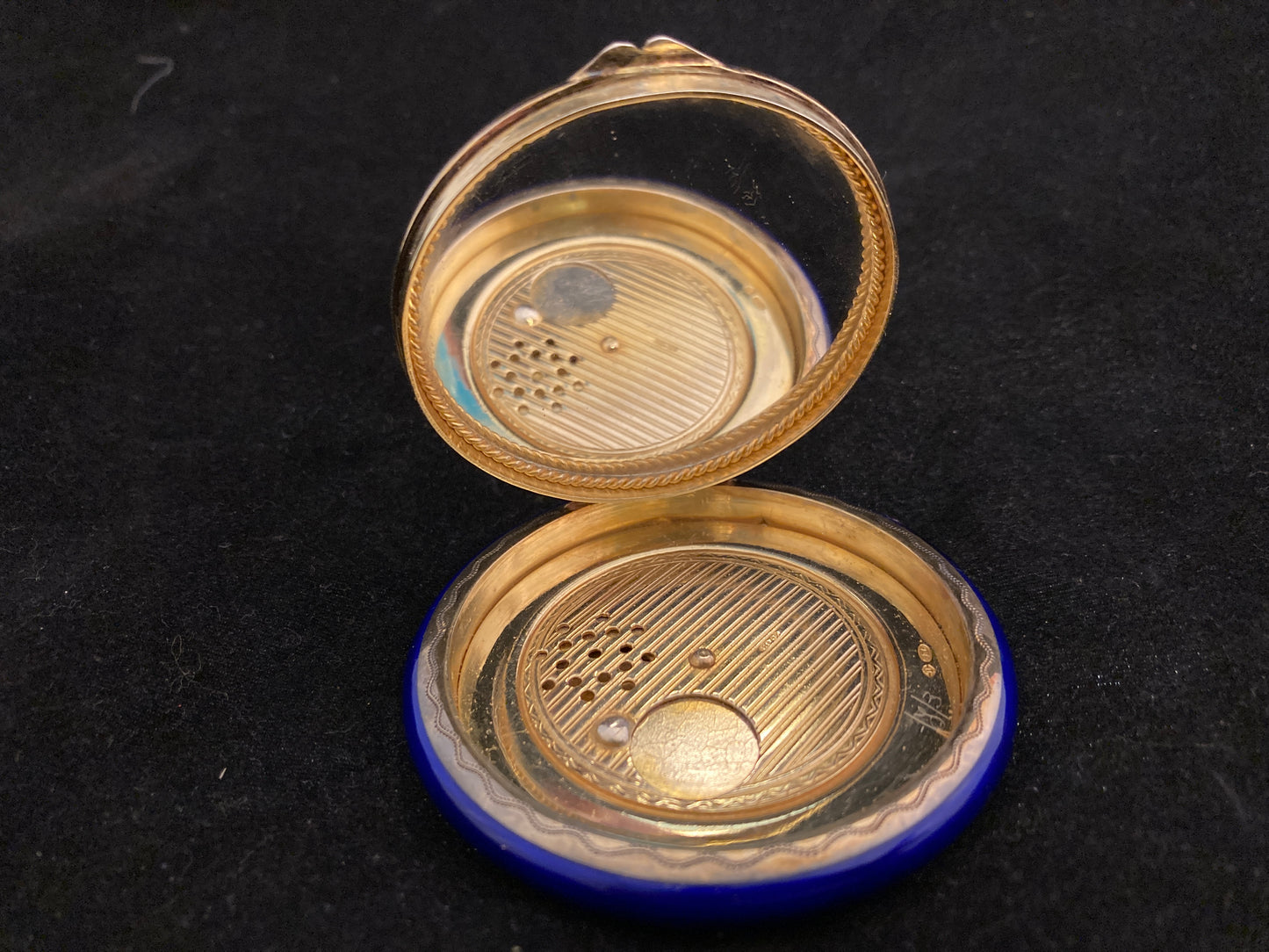 Sterling silver finely painted enamel compact