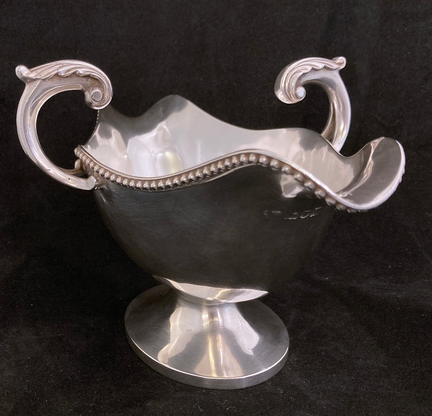 Large Garrard & Co double sauce boat