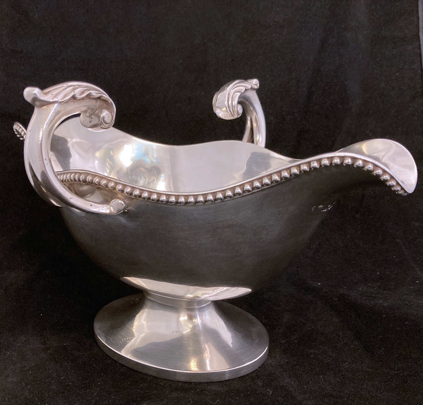 Large Garrard & Co double sauce boat