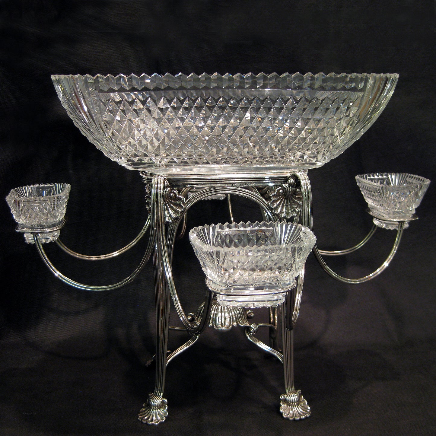 AAA+ Silver Georgian (Regency)centre piece with cut crystal.