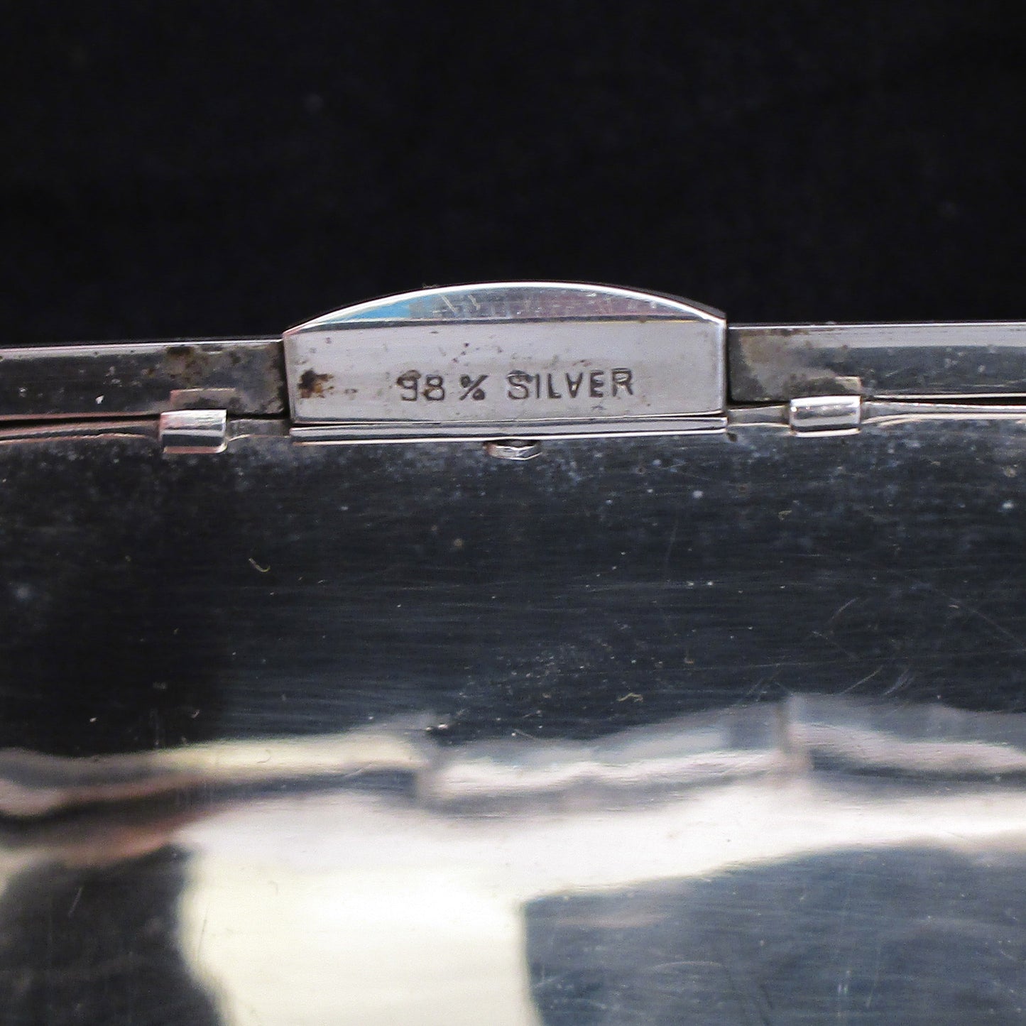 Oriental high grade silver cigarette case