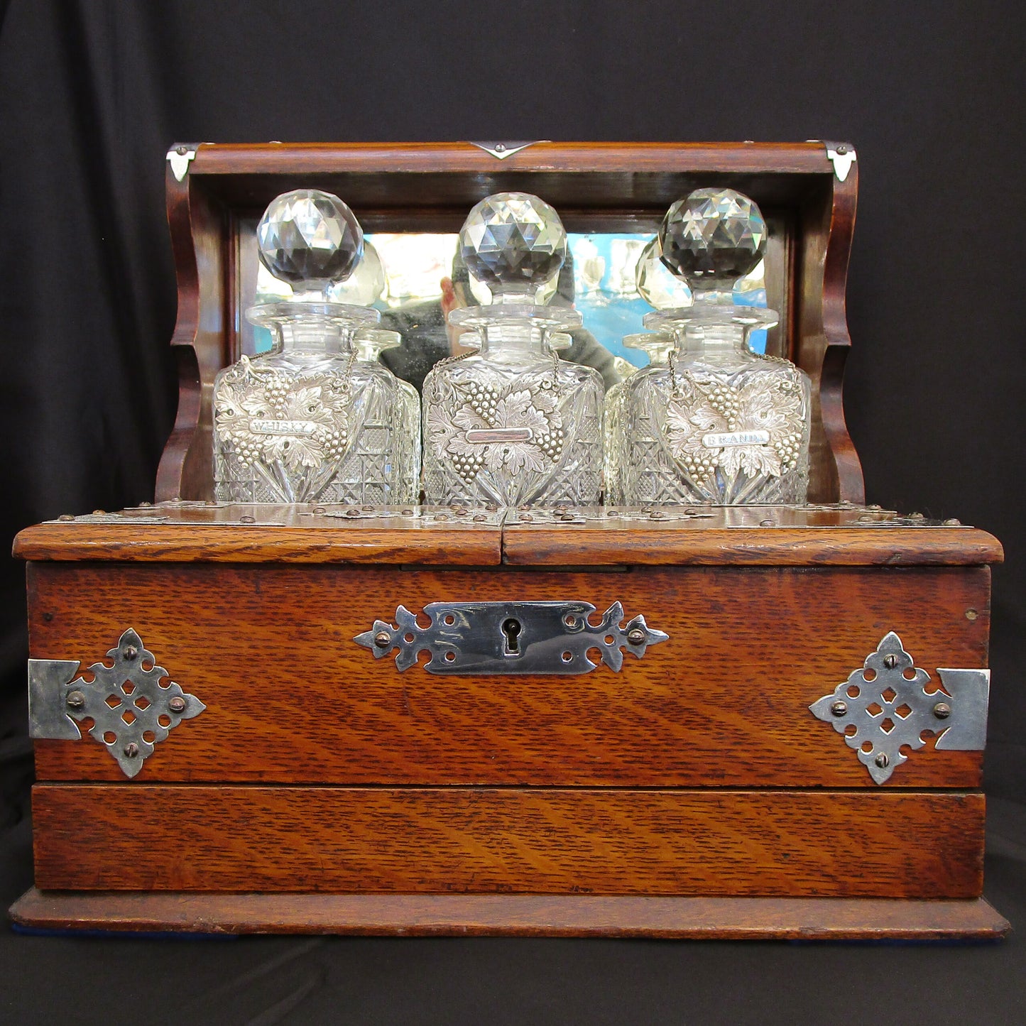 A solid oak tantalus