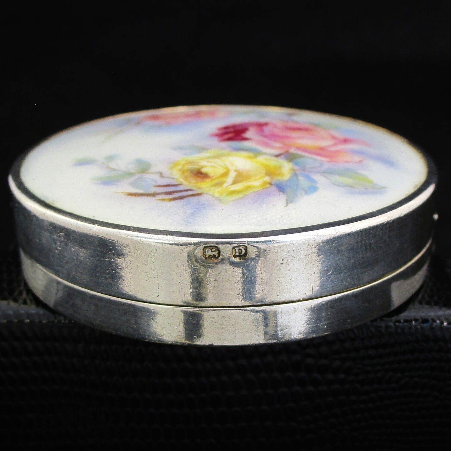 Sterling Silver enamel box/compact with hand painted Roses.
