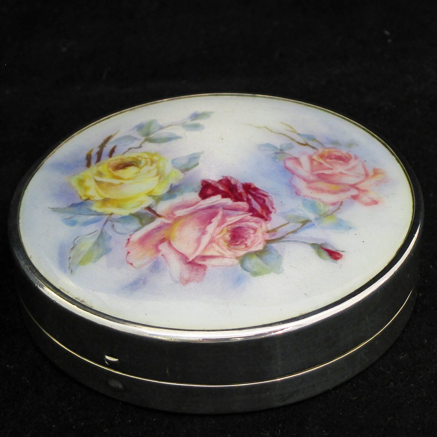 Sterling Silver enamel box/compact with hand painted Roses.