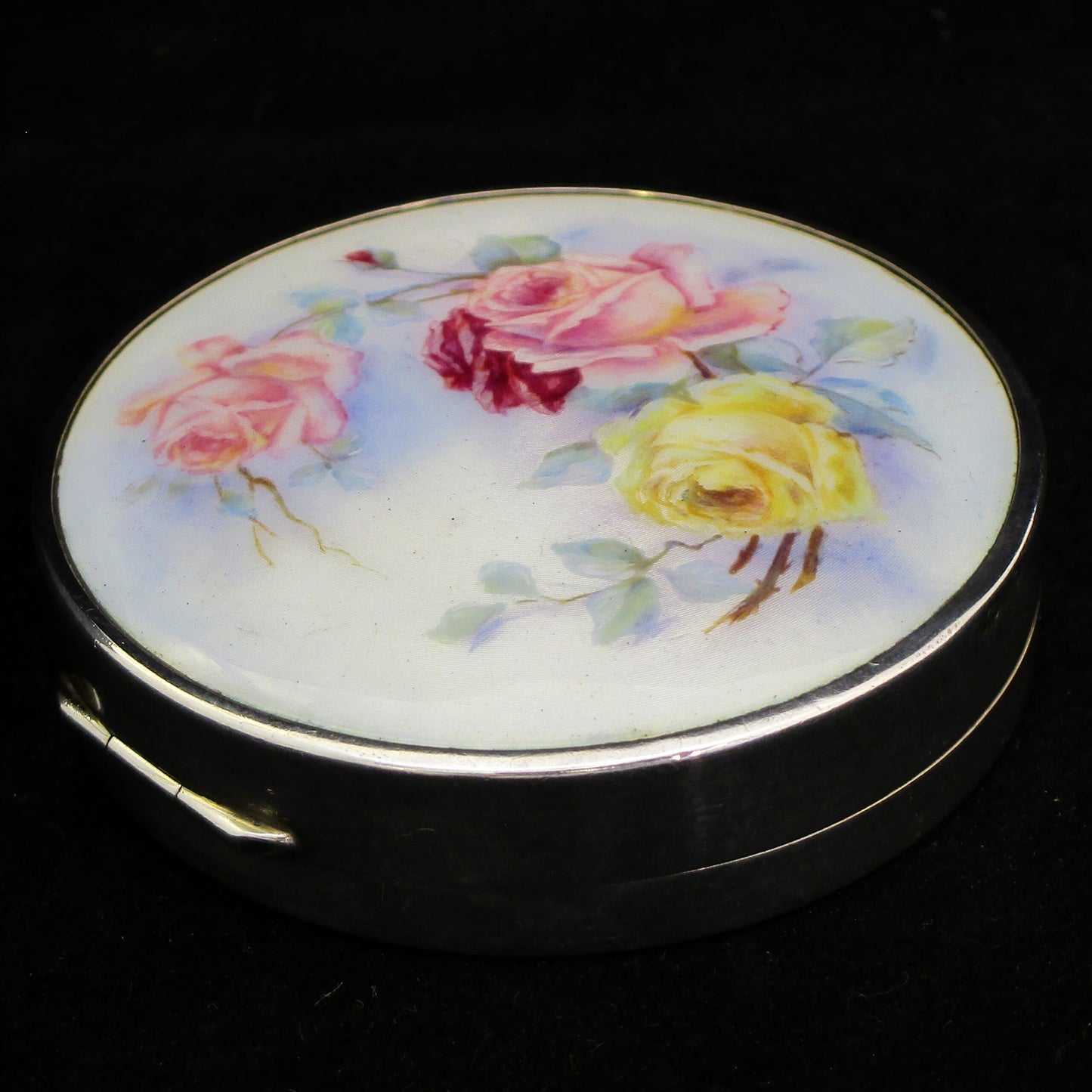 Sterling Silver enamel box/compact with hand painted Roses.