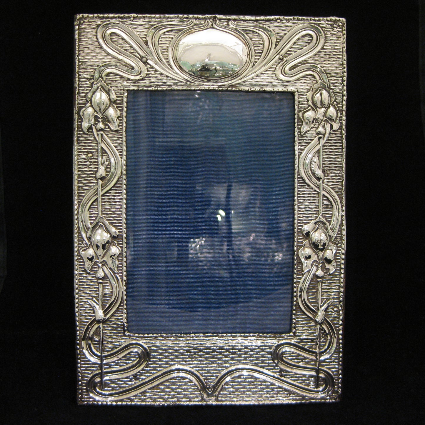 Stunning art nouveau silver picture frame.
