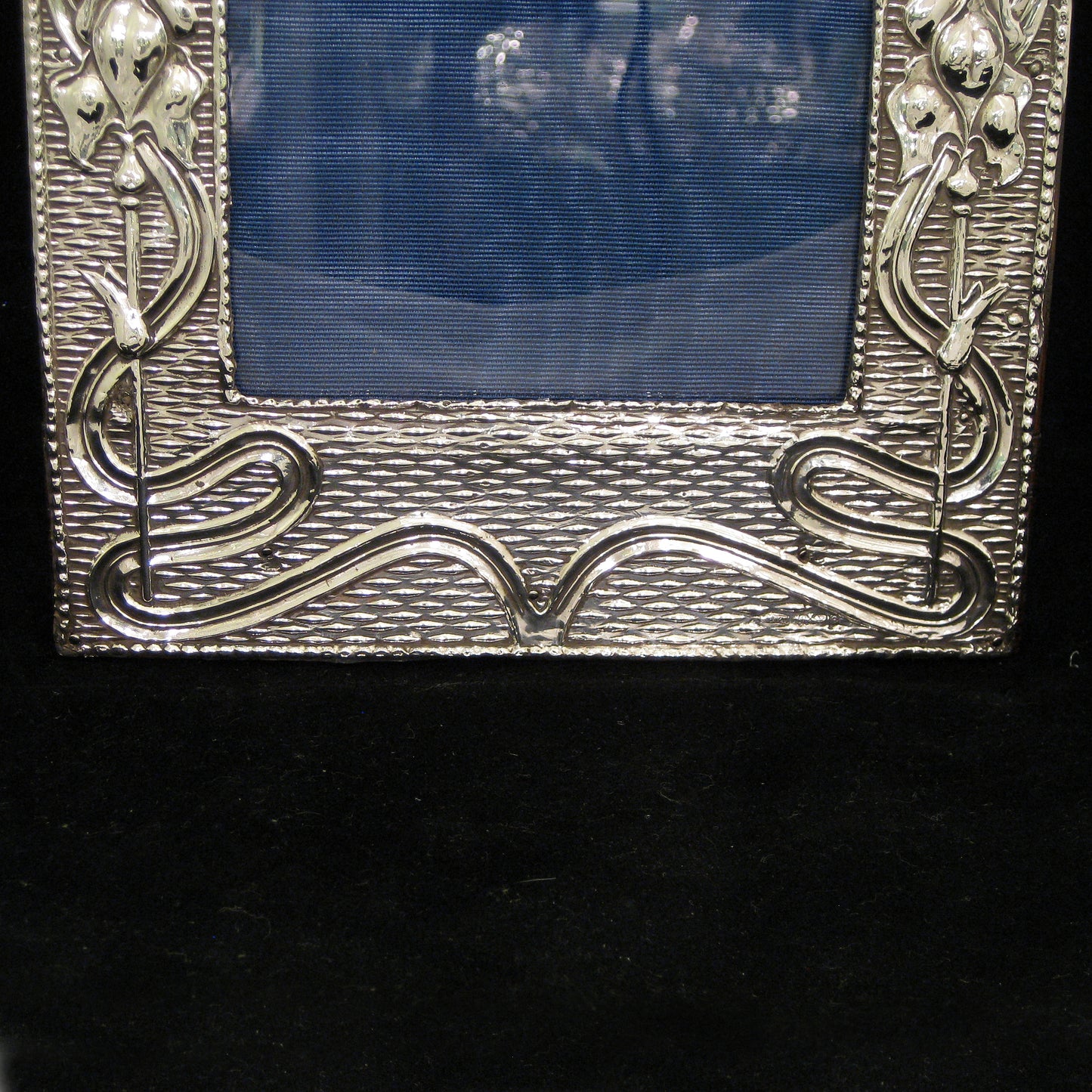 Stunning art nouveau silver picture frame.