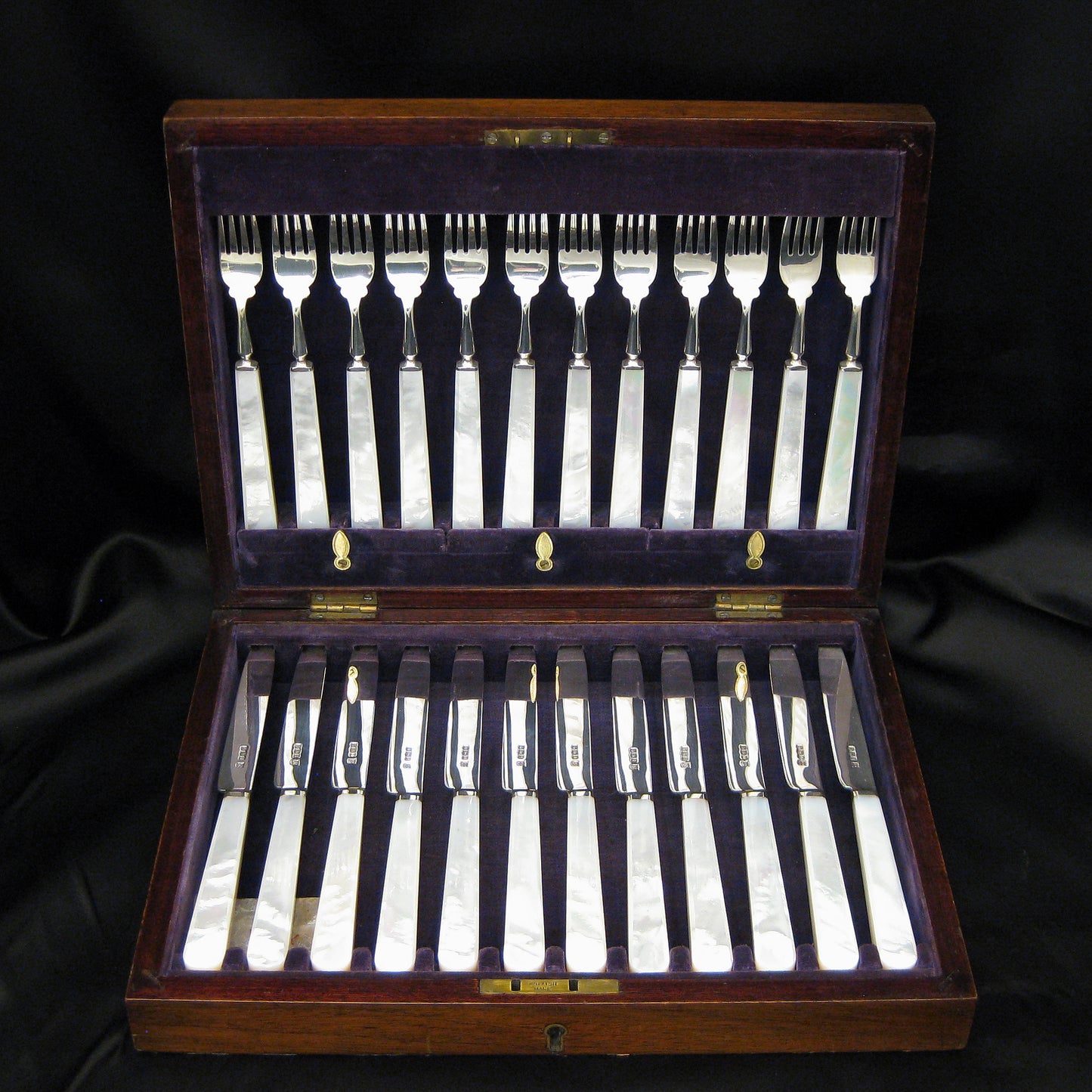 Sterling silver fruit/dessert set By Deakin & Sons