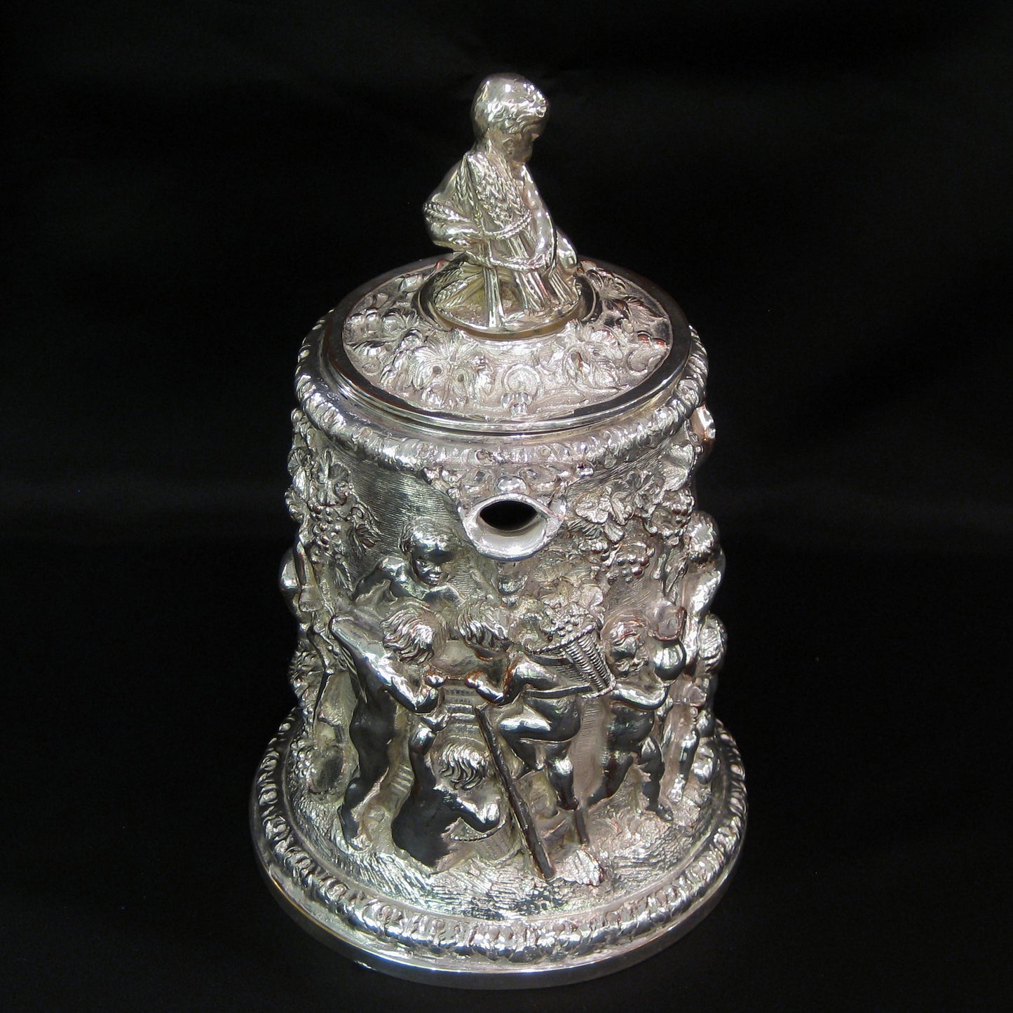 Electrotype beer/cider jug by Elkington & Co.