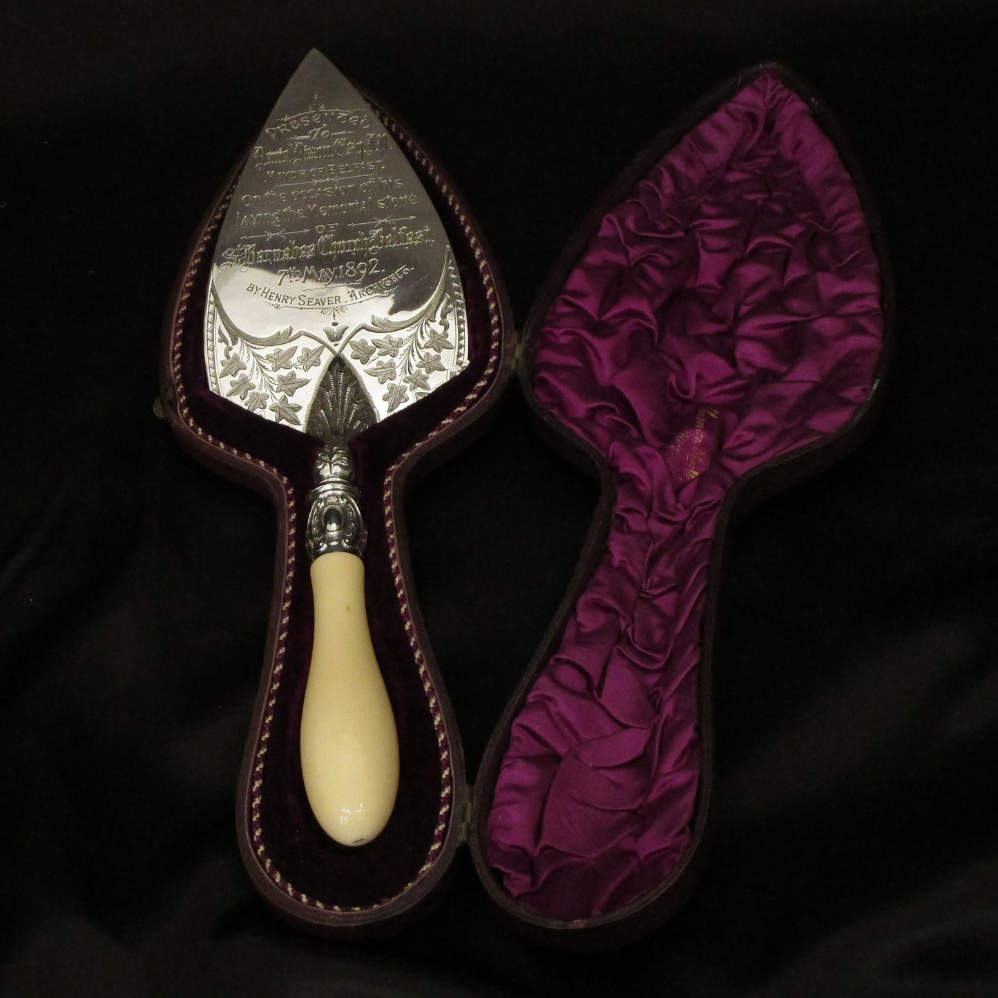 Boxed top quality silver ceremonial trowel