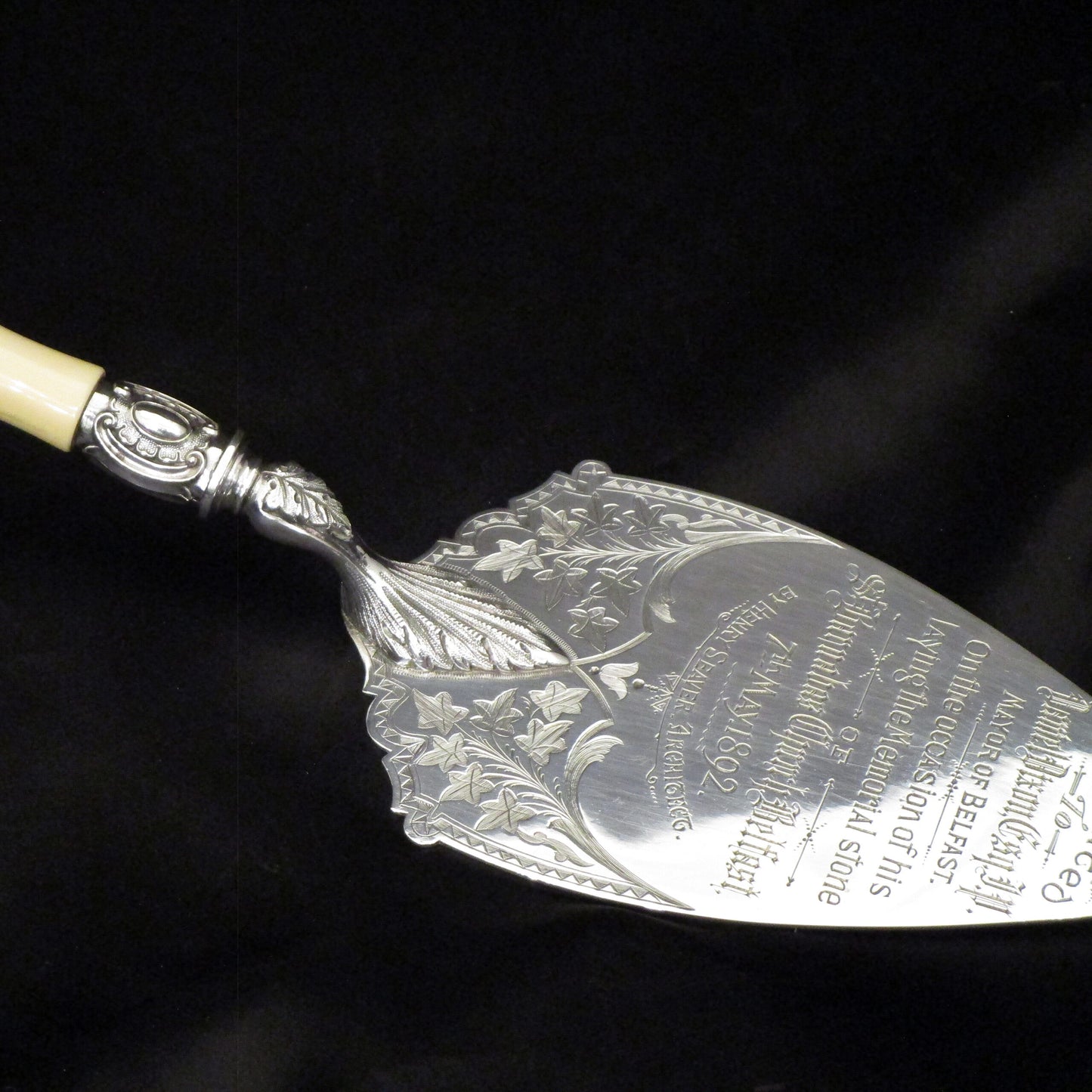 Boxed top quality silver ceremonial trowel