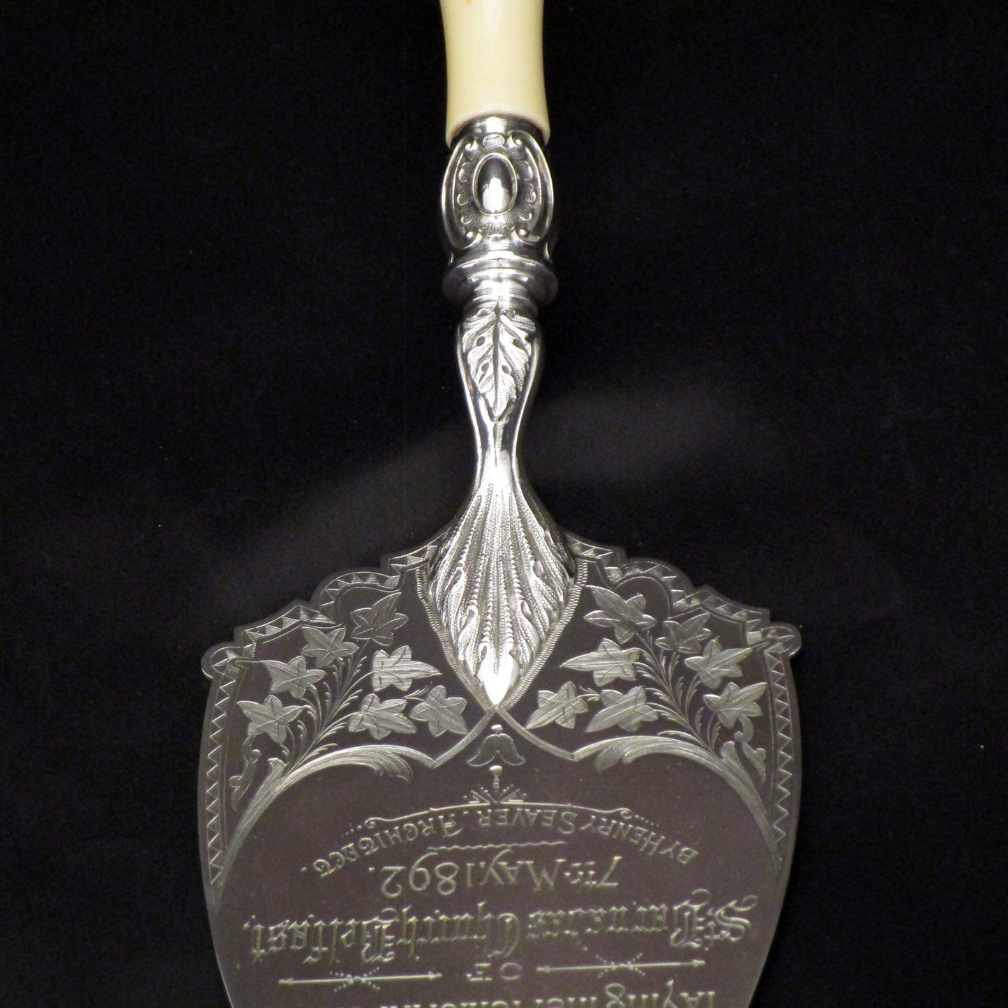 Boxed top quality silver ceremonial trowel