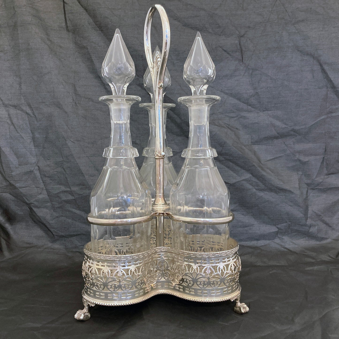 silverplated 3-Bottle Liqueur Decanter Stand Sheffield 1890