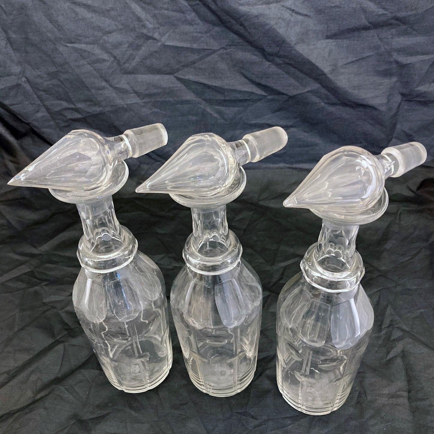 silverplated 3-Bottle Liqueur Decanter Stand Sheffield 1890