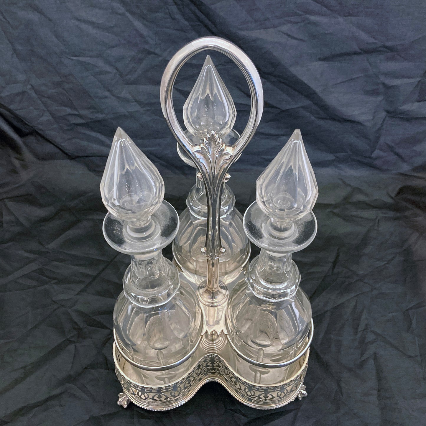 silverplated 3-Bottle Liqueur Decanter Stand Sheffield 1890