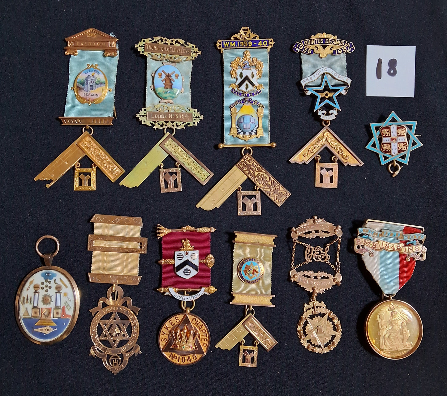 Large Masonic collection of Medals ,Badges ,jewels and paraphernalia