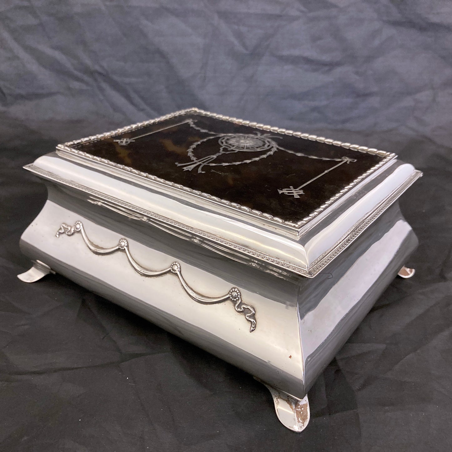 Large Solid Silver Pique Inlaid Jewellery Box - William Comyns London 1906