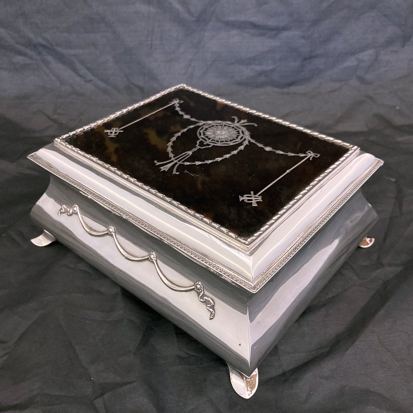 Large Solid Silver Pique Inlaid Jewellery Box - William Comyns London 1906