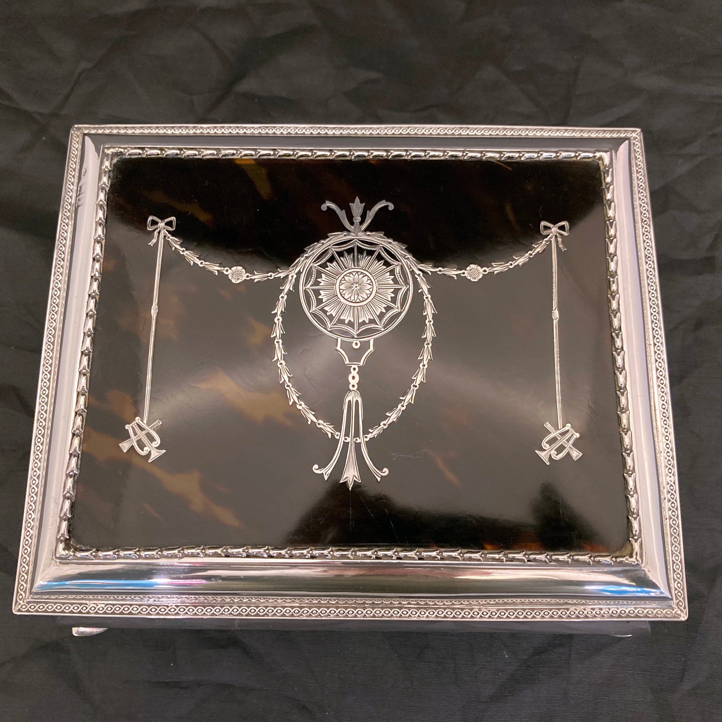 Large Solid Silver Pique Inlaid Jewellery Box - William Comyns London 1906