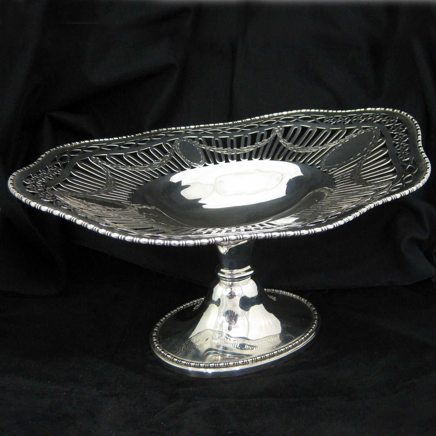 A stunning silver tazza.