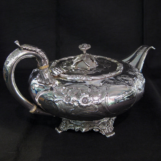 Georgian Irish silver teapot.